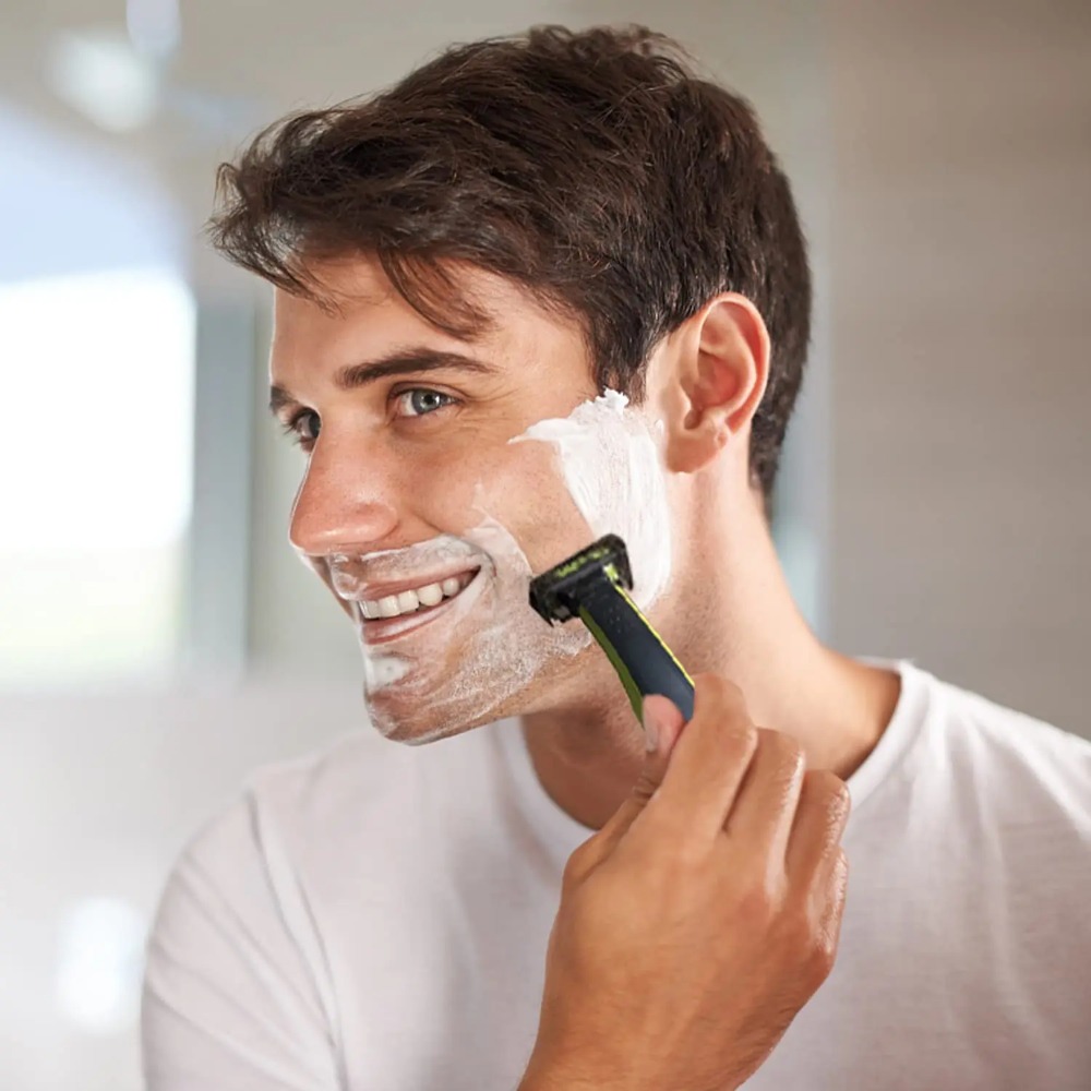 One Blade QP2520 QP2630 QP2724 - Men'S Grooming Trimmer のレビューと価格